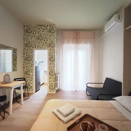 Station- Modern Apartment *
