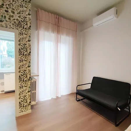 Station- Modern Apartment *