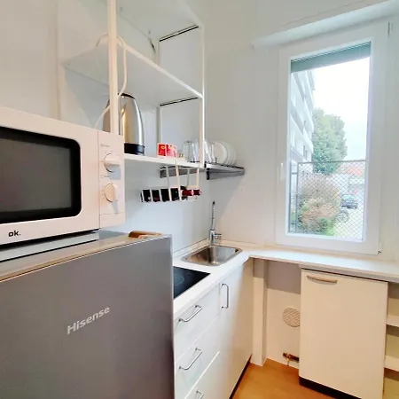 Station- Modern Apartment *